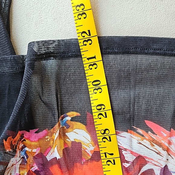 Beautiful lightweight duster. - Picture 7 of 7